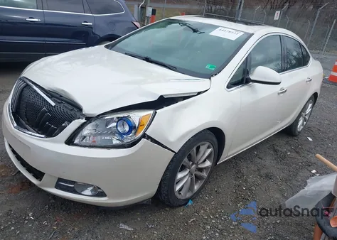 2013 Buick Verano Leather Group z USA, uszkodzony, nr VIN 1G4PS5SK3D4113293